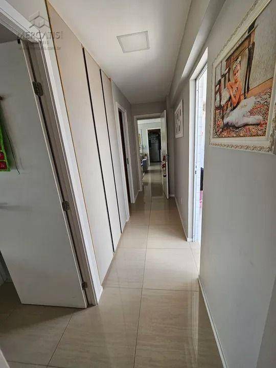 Apartamento à venda com 3 quartos, 110m² - Foto 11