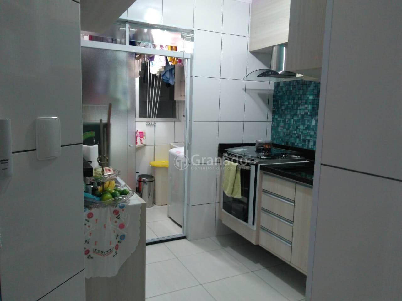 Apartamento à venda com 3 quartos, 76m² - Foto 9