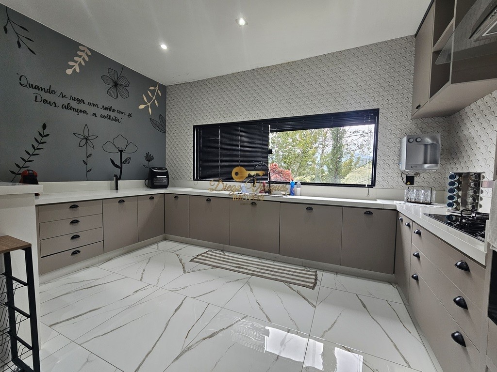 Casa de Condomínio à venda com 3 quartos, 320m² - Foto 11