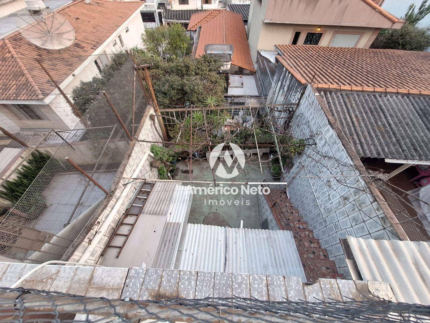 Casa à venda e aluguel com 3 quartos, 300m² - Foto 27