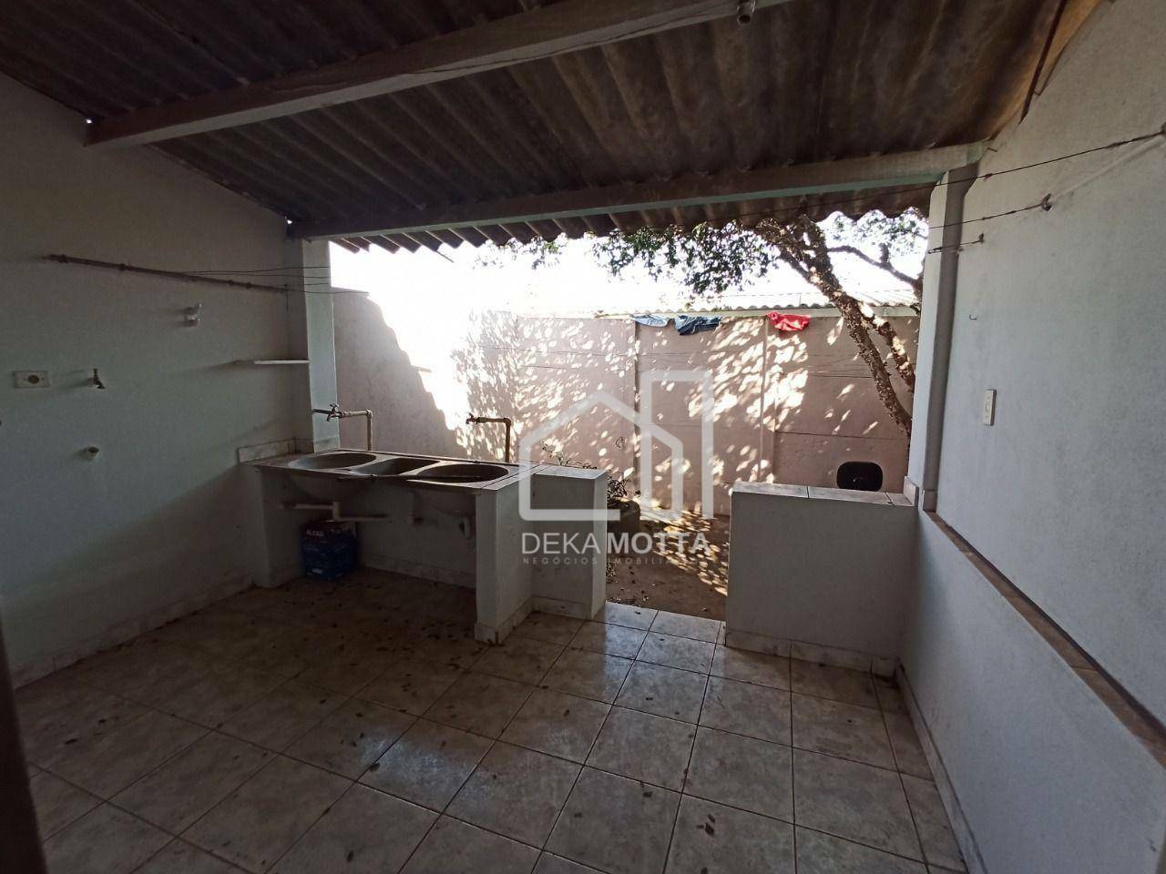 Casa à venda com 1 quarto, 360m² - Foto 6