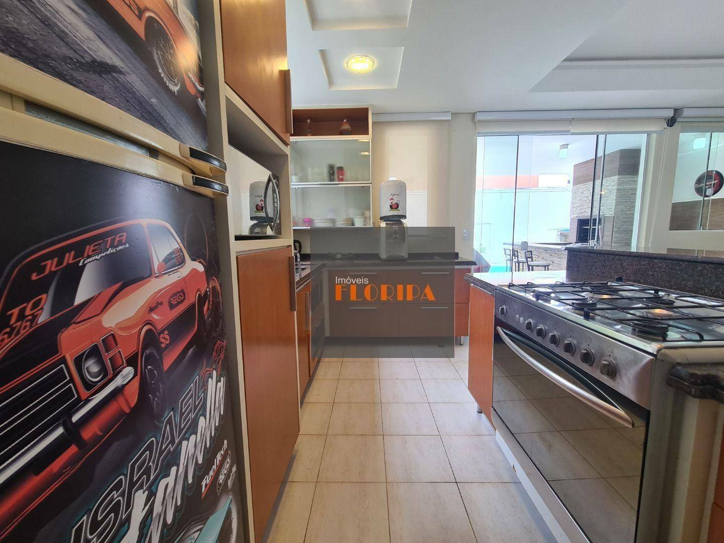 Casa à venda com 4 quartos, 217m² - Foto 14