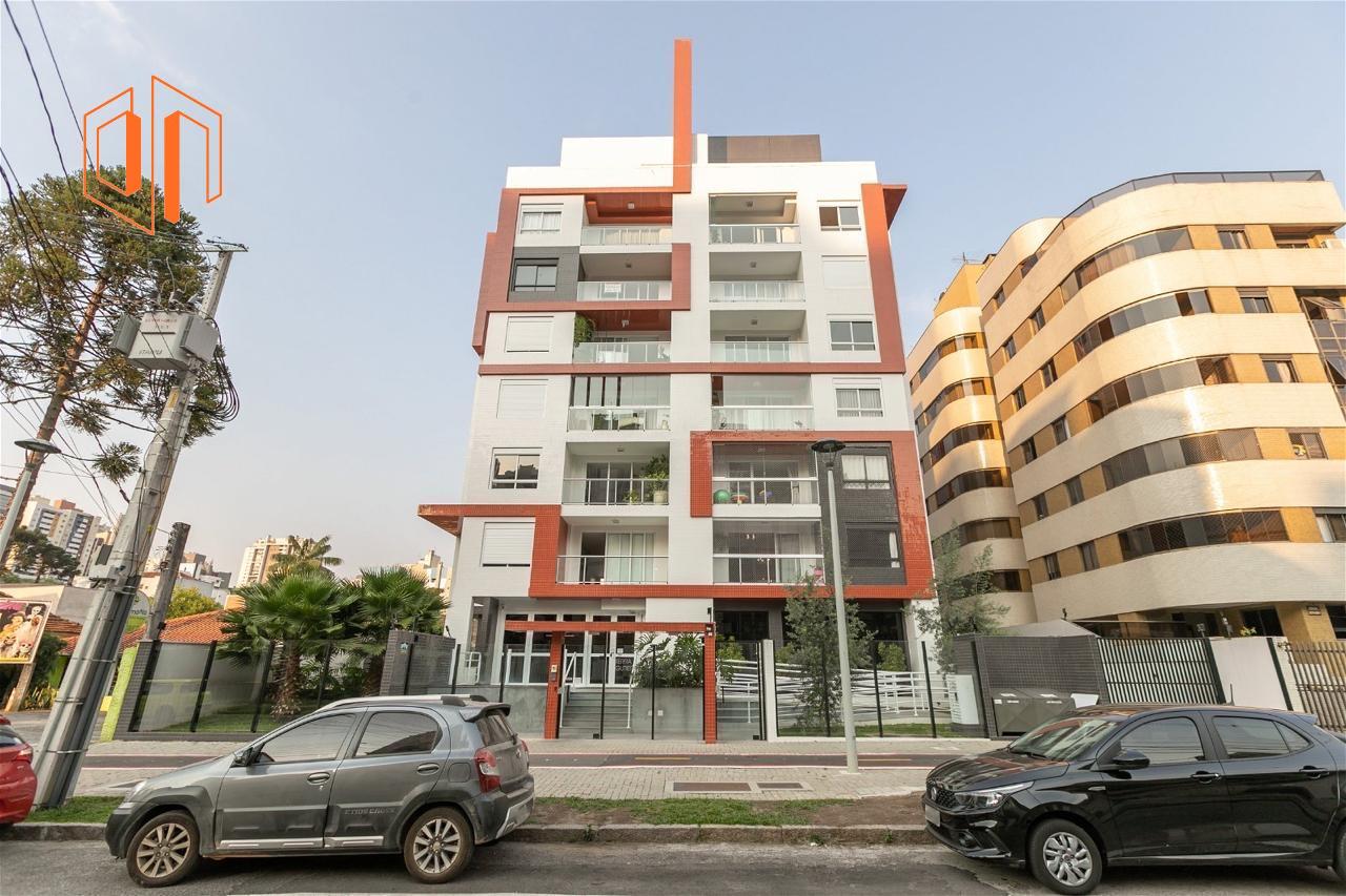 Apartamento à venda com 3 quartos, 141m² - Foto 1