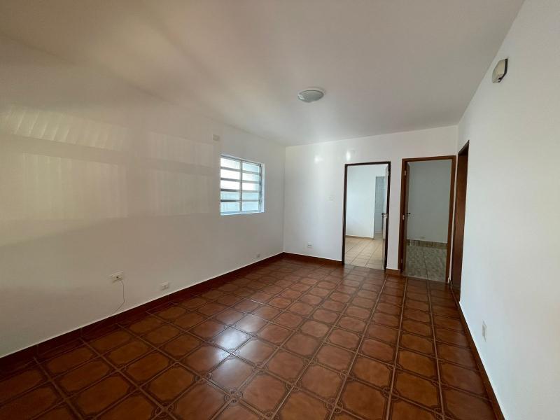 Casa para alugar com 3 quartos, 90m² - Foto 15