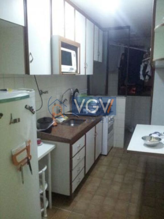 Apartamento à venda com 2 quartos, 57m² - Foto 6