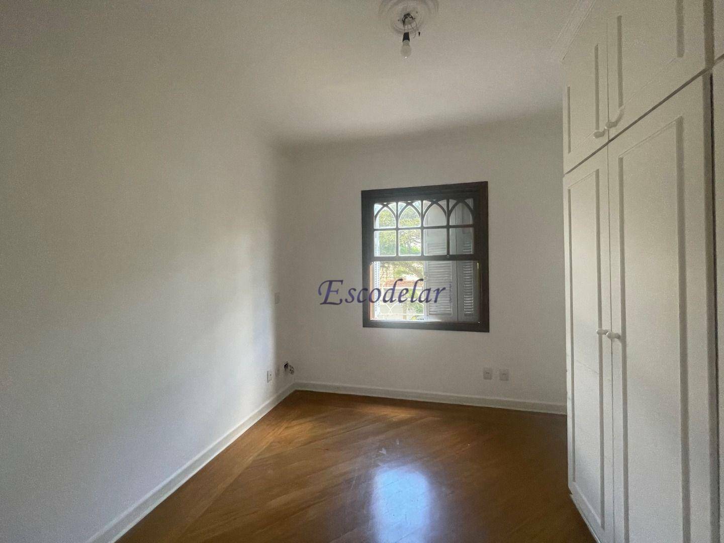 Casa para alugar com 4 quartos, 260m² - Foto 28