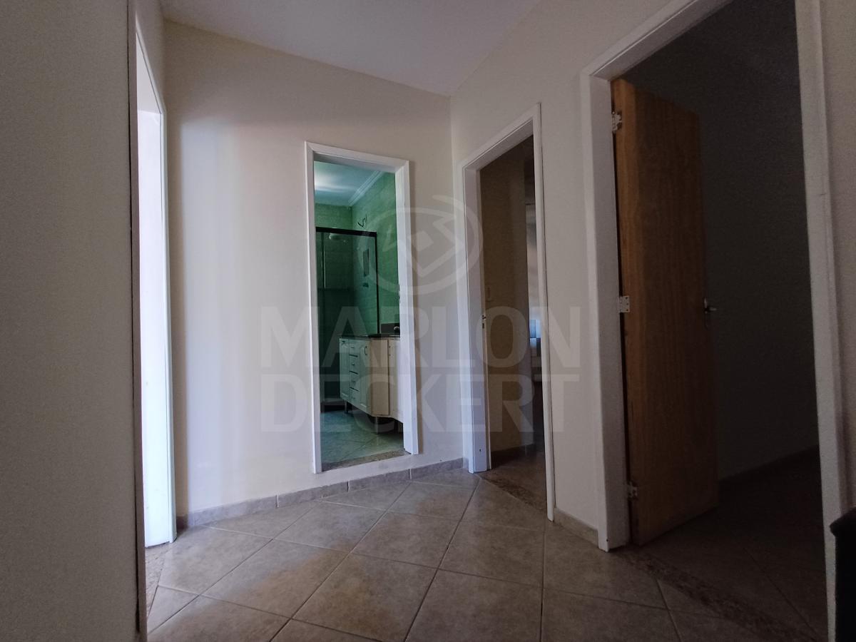 Casa à venda com 3 quartos, 240m² - Foto 30