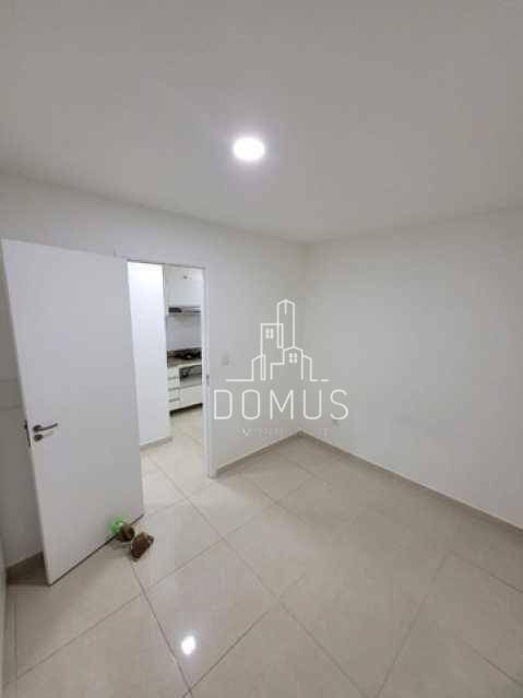 Apartamento à venda com 1 quarto, 40m² - Foto 11