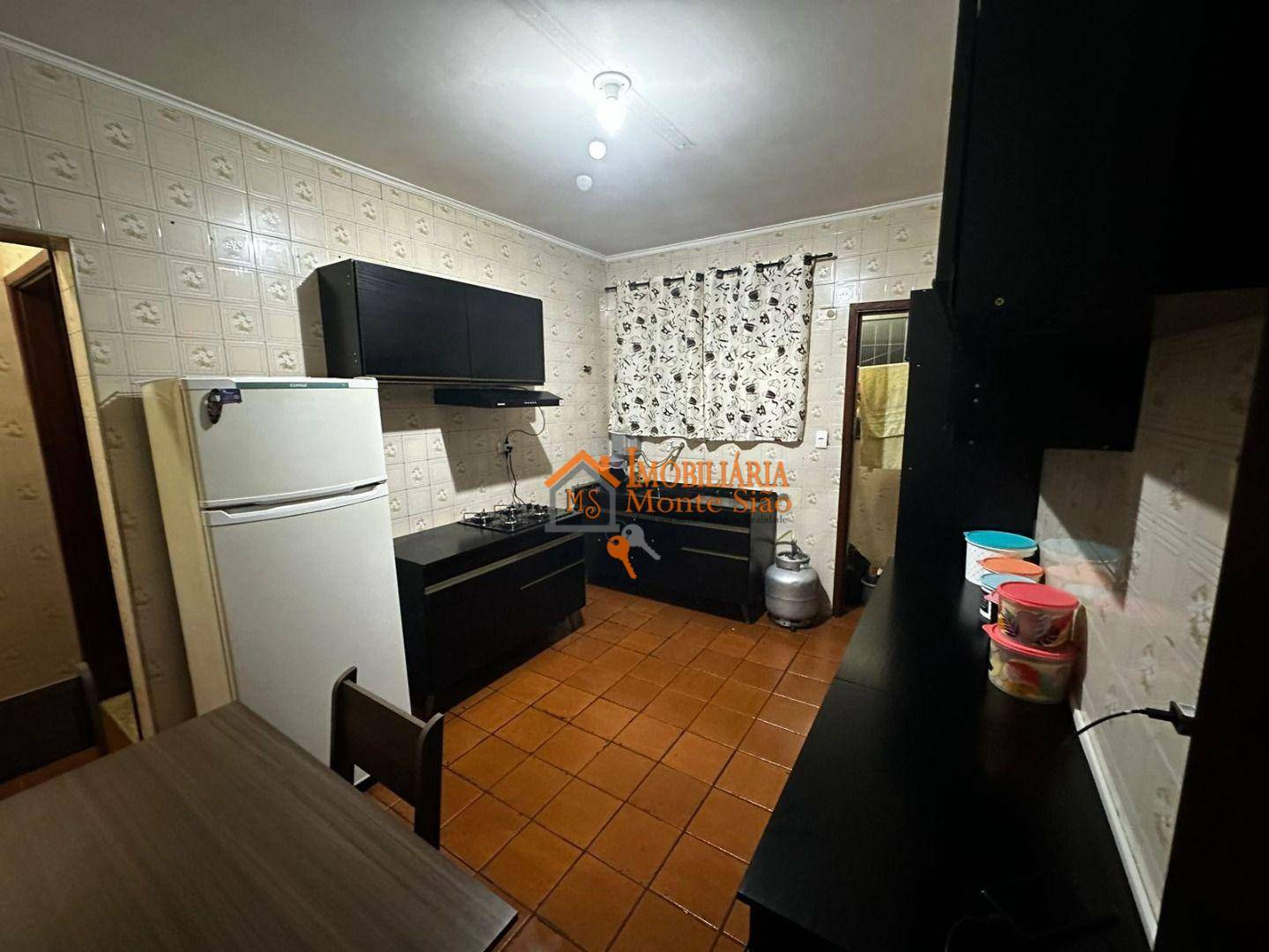 Apartamento à venda com 2 quartos, 80m² - Foto 3