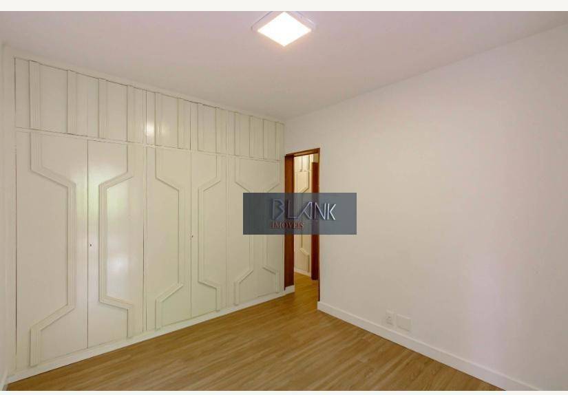 Apartamento à venda com 3 quartos, 190m² - Foto 9