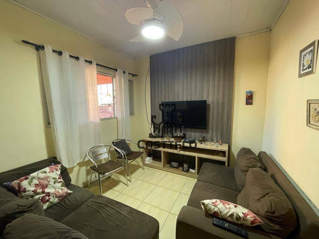 Casa à venda com 5 quartos, 180m² - Foto 15