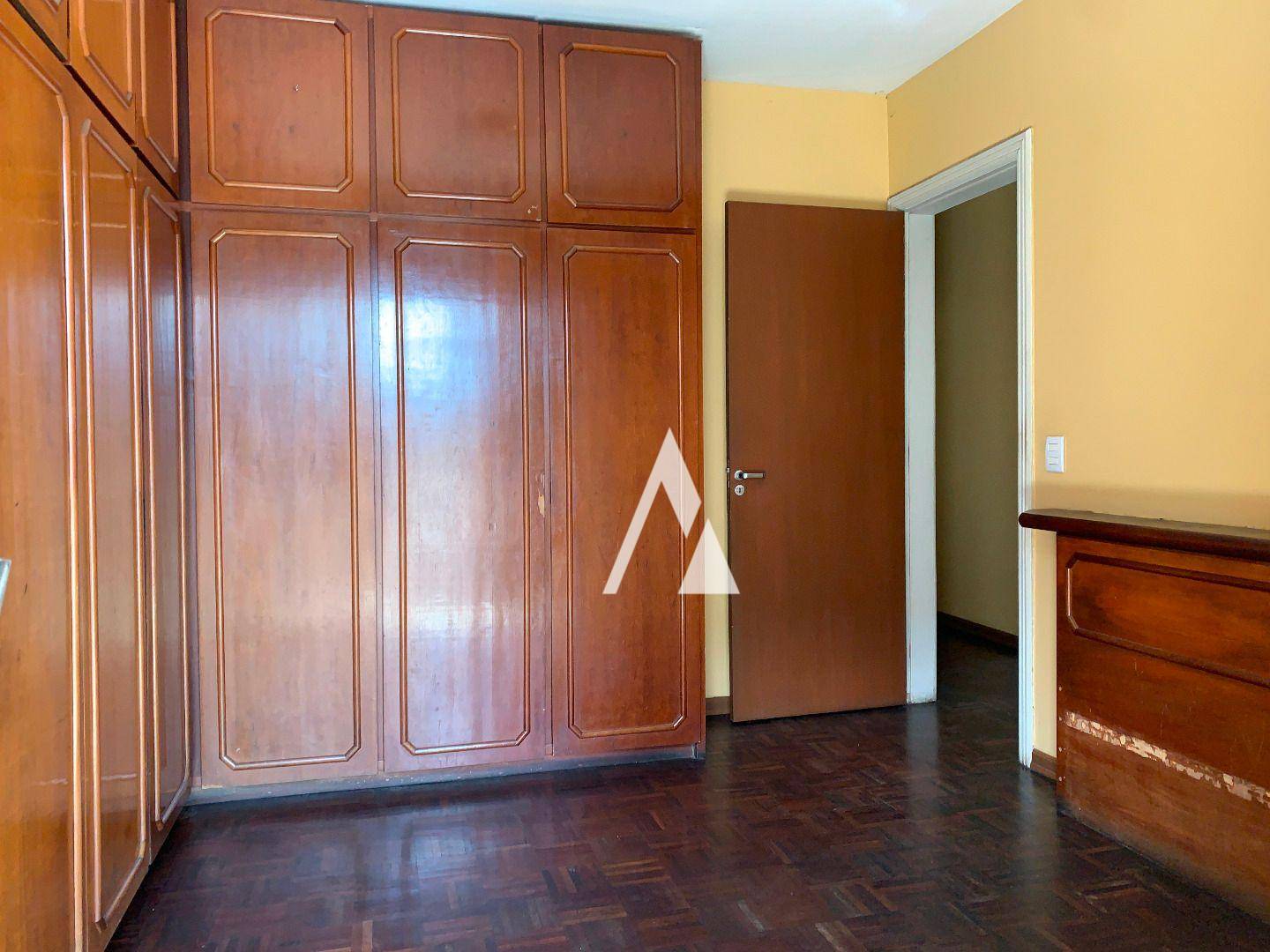 Apartamento à venda com 3 quartos, 115m² - Foto 33