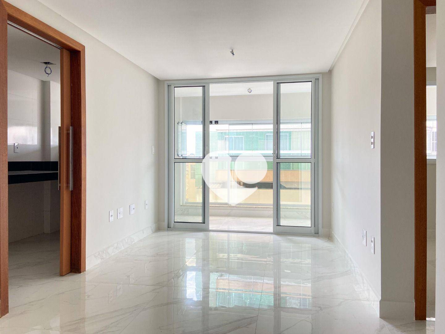 Apartamento à venda com 2 quartos, 65m² - Foto 4