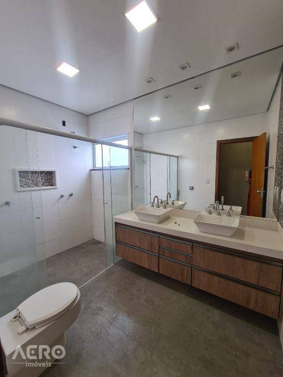 Casa de Condomínio à venda com 3 quartos, 290m² - Foto 5