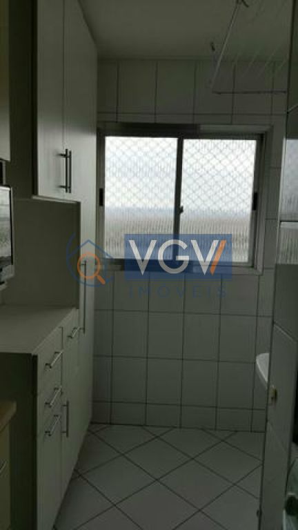 Apartamento à venda com 2 quartos, 53m² - Foto 9