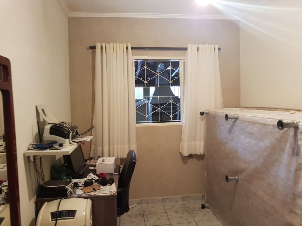 Casa à venda com 3 quartos, 140m² - Foto 9