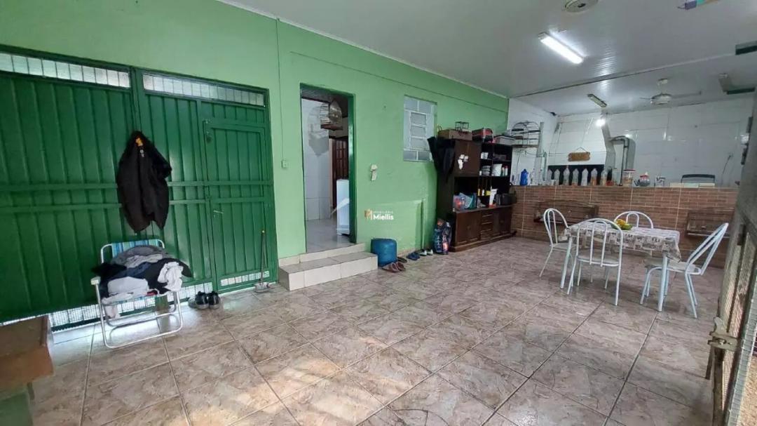 Casa à venda com 3 quartos, 177m² - Foto 15