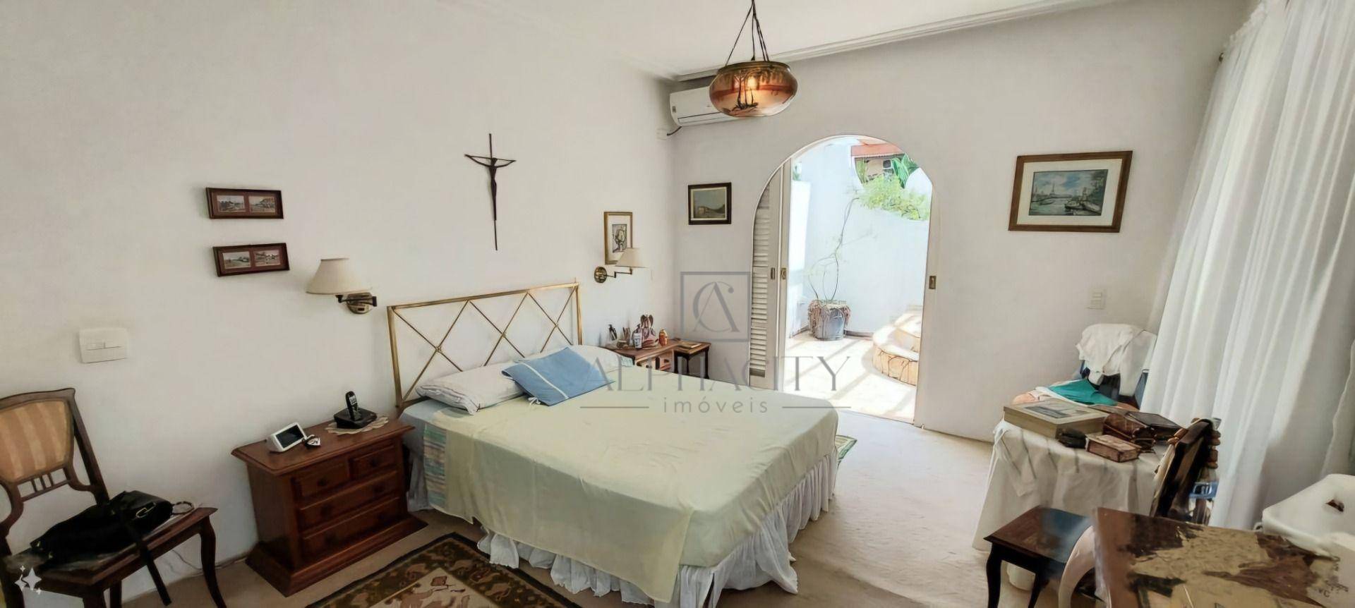 Casa de Condomínio à venda com 4 quartos, 300m² - Foto 18