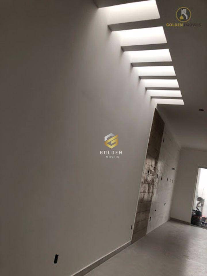 Casa à venda com 3 quartos, 102m² - Foto 16