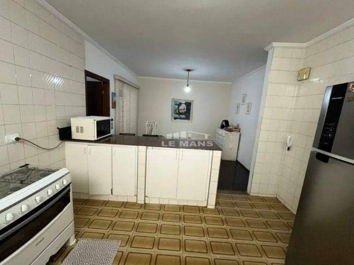 Casa à venda com 3 quartos, 137m² - Foto 7