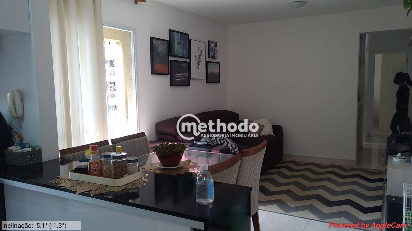 Apartamento à venda com 2 quartos, 64m² - Foto 1