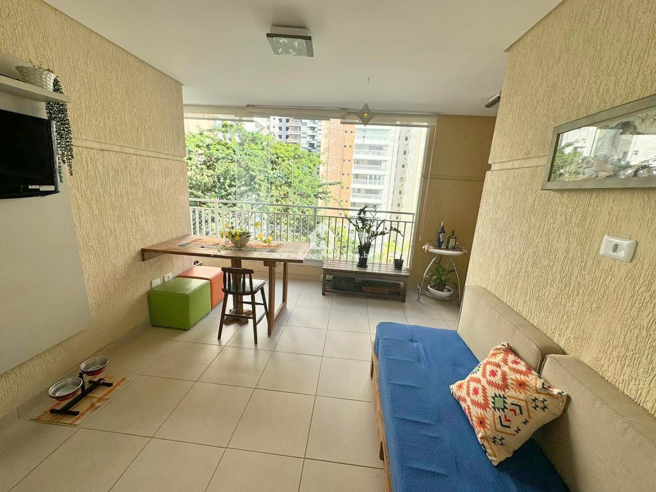 Apartamento para alugar com 3 quartos, 95m² - Foto 14