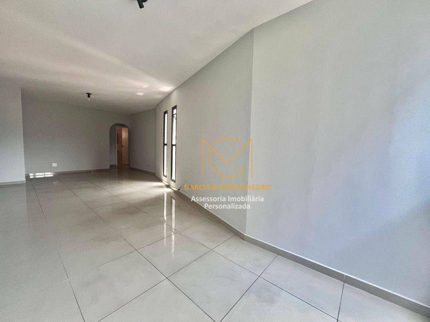 Apartamento para alugar com 3 quartos, 124m² - Foto 10