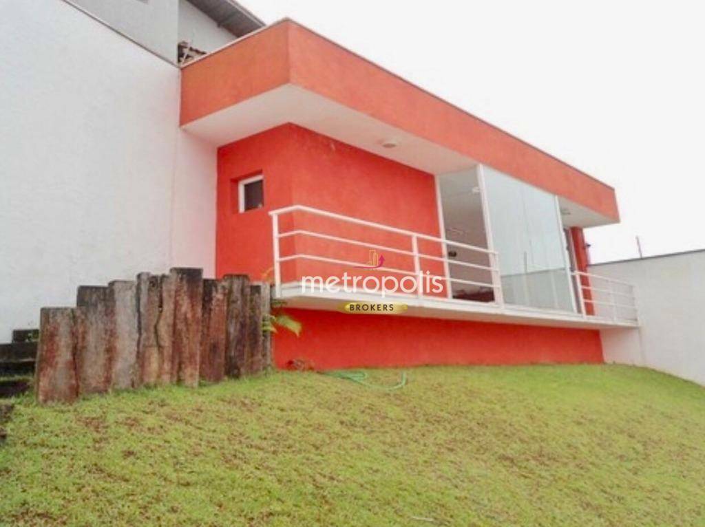 Sobrado à venda com 2 quartos, 300m² - Foto 4