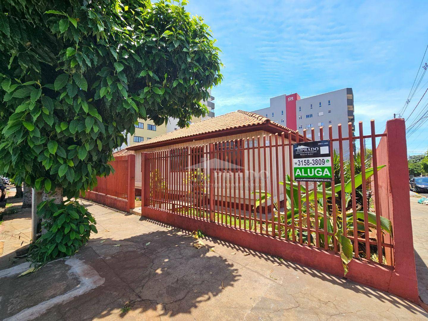 Casa, 4 quartos, 150 m² - Foto 1