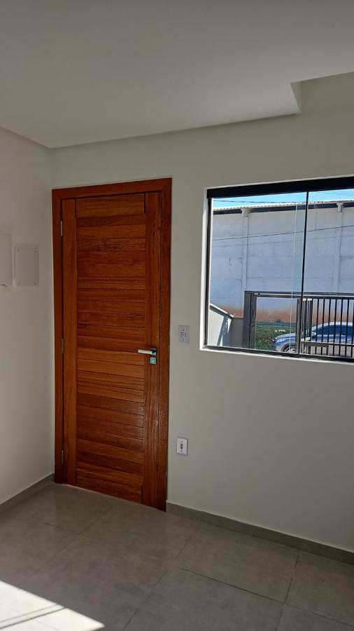 Casa à venda com 2 quartos, 57m² - Foto 3