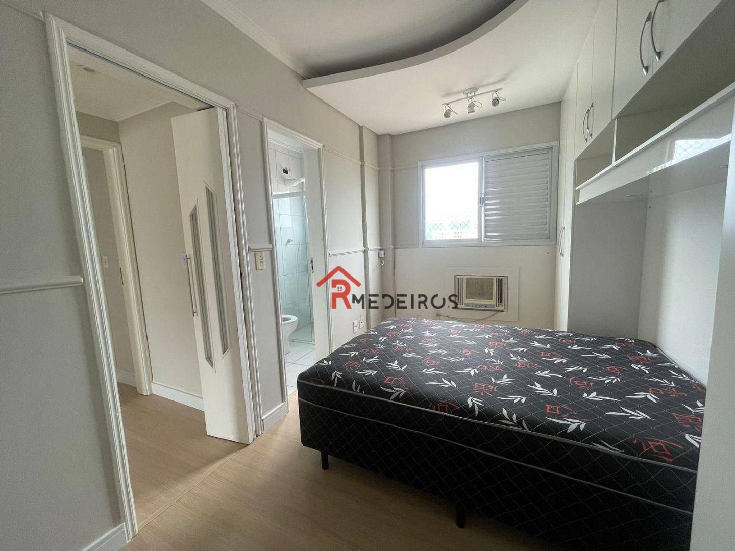 Apartamento à venda com 3 quartos, 150m² - Foto 10