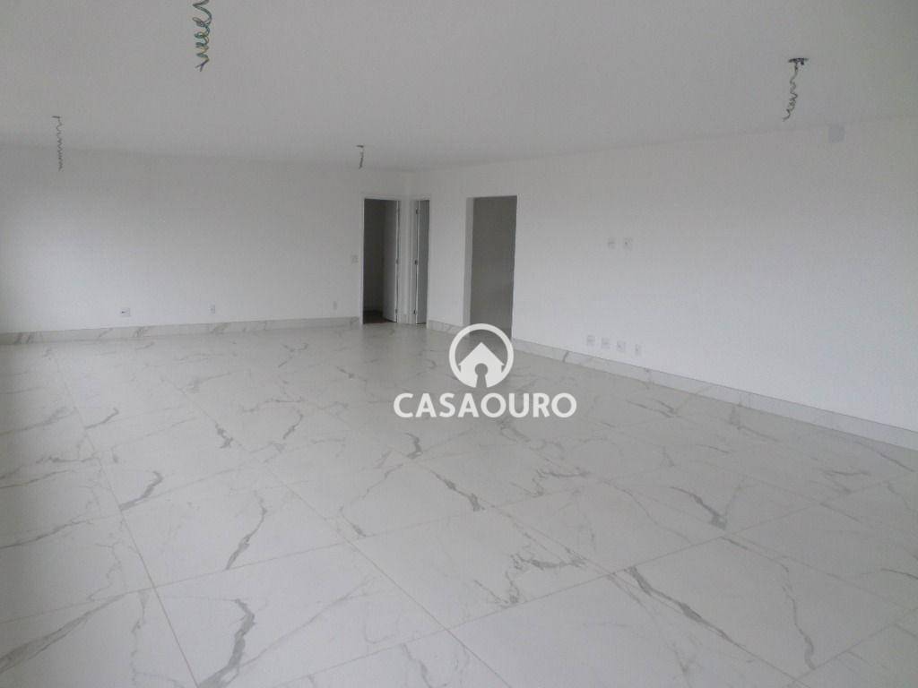 Apartamento à venda com 4 quartos, 186m² - Foto 5