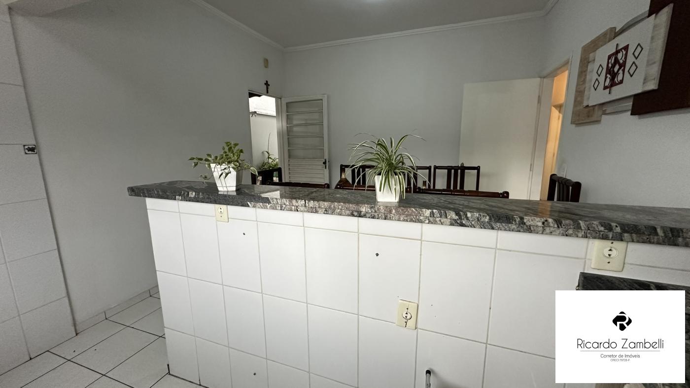 Casa à venda com 3 quartos, 250m² - Foto 12