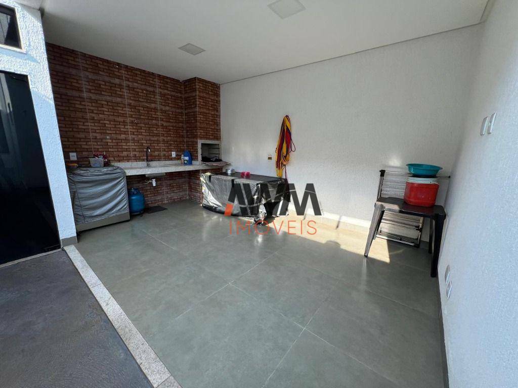 Casa à venda com 3 quartos, 108m² - Foto 10