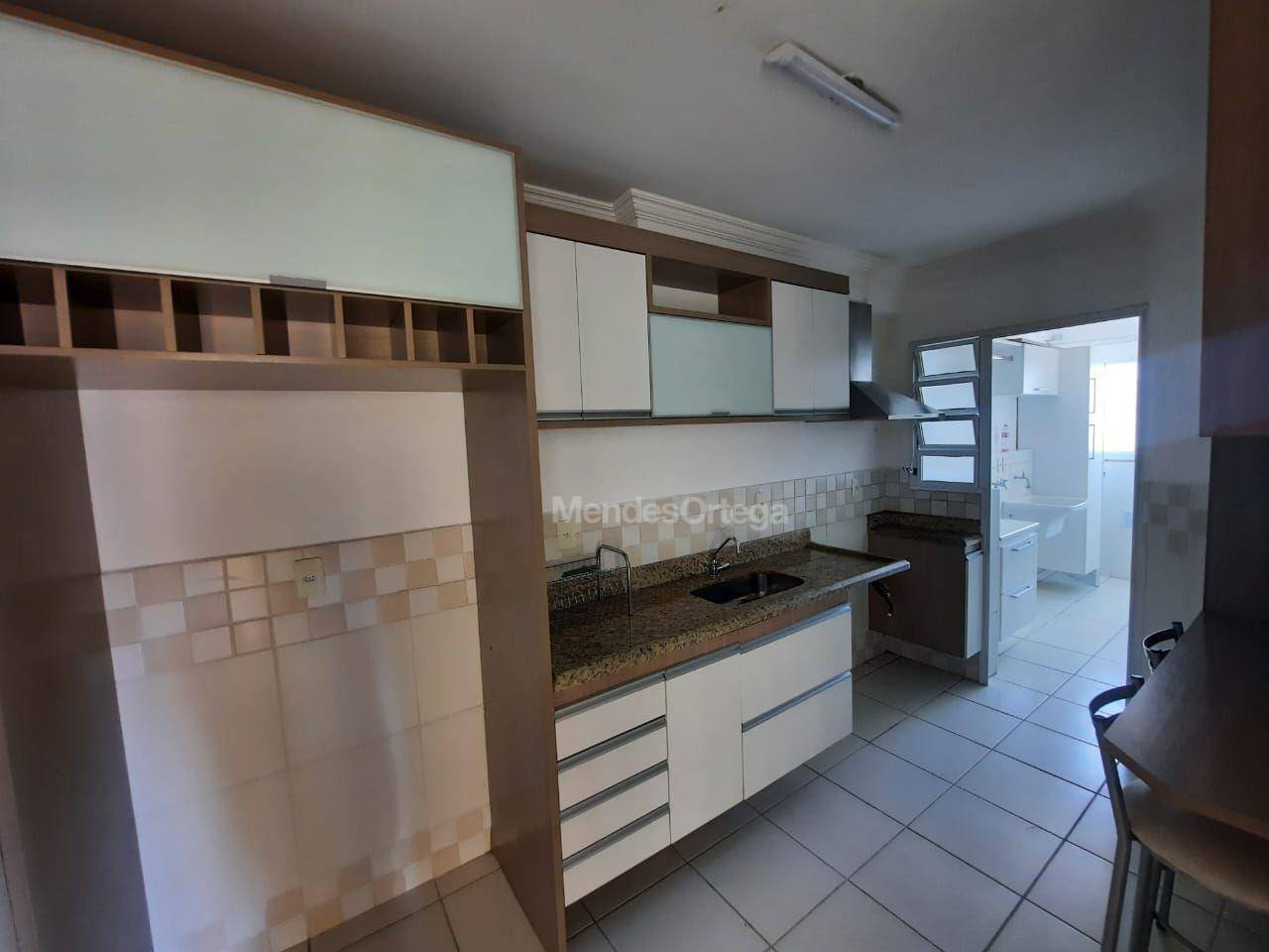 Apartamento à venda com 2 quartos, 80m² - Foto 18