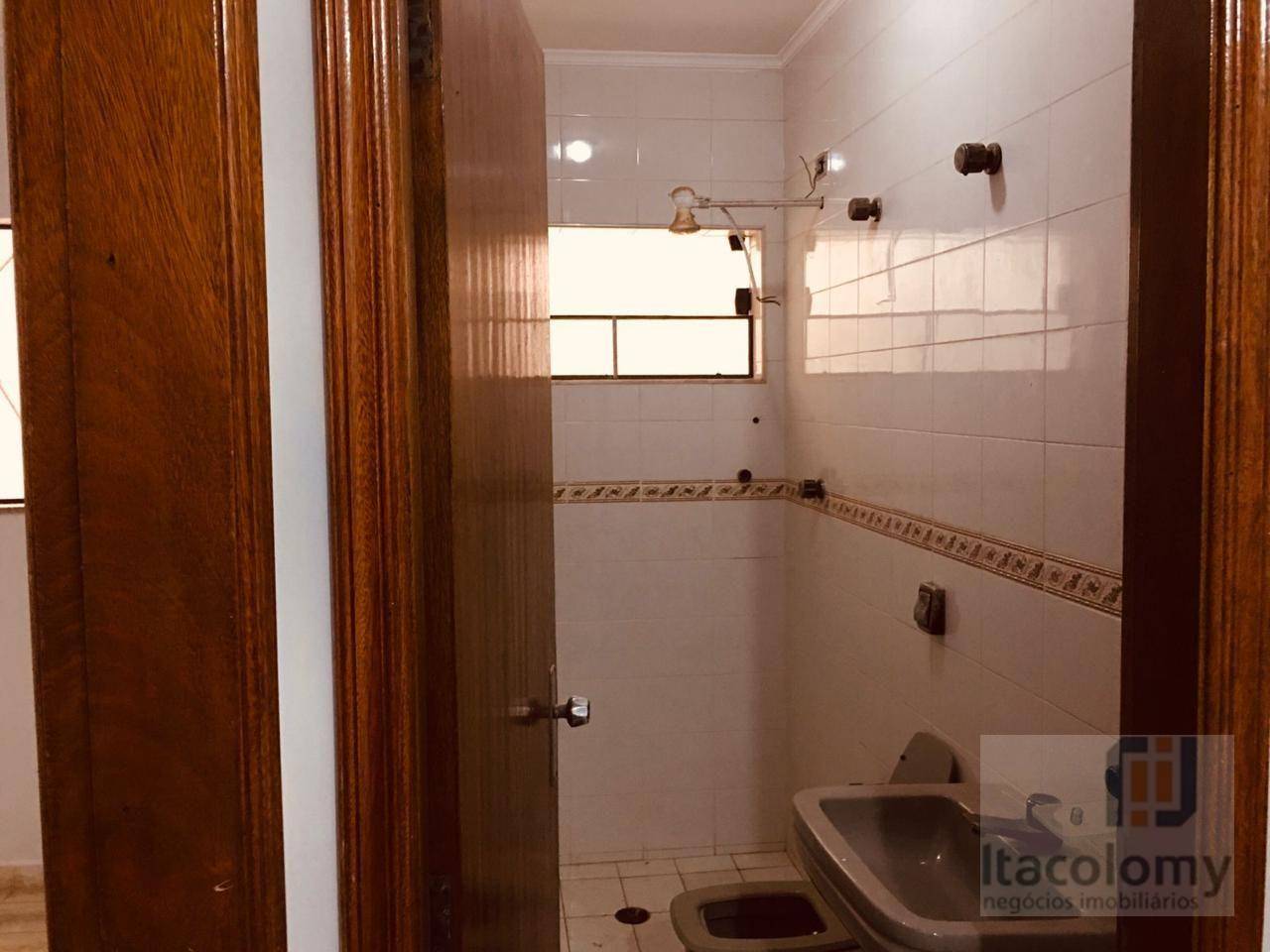 Casa de Condomínio à venda e aluguel com 4 quartos, 470m² - Foto 22
