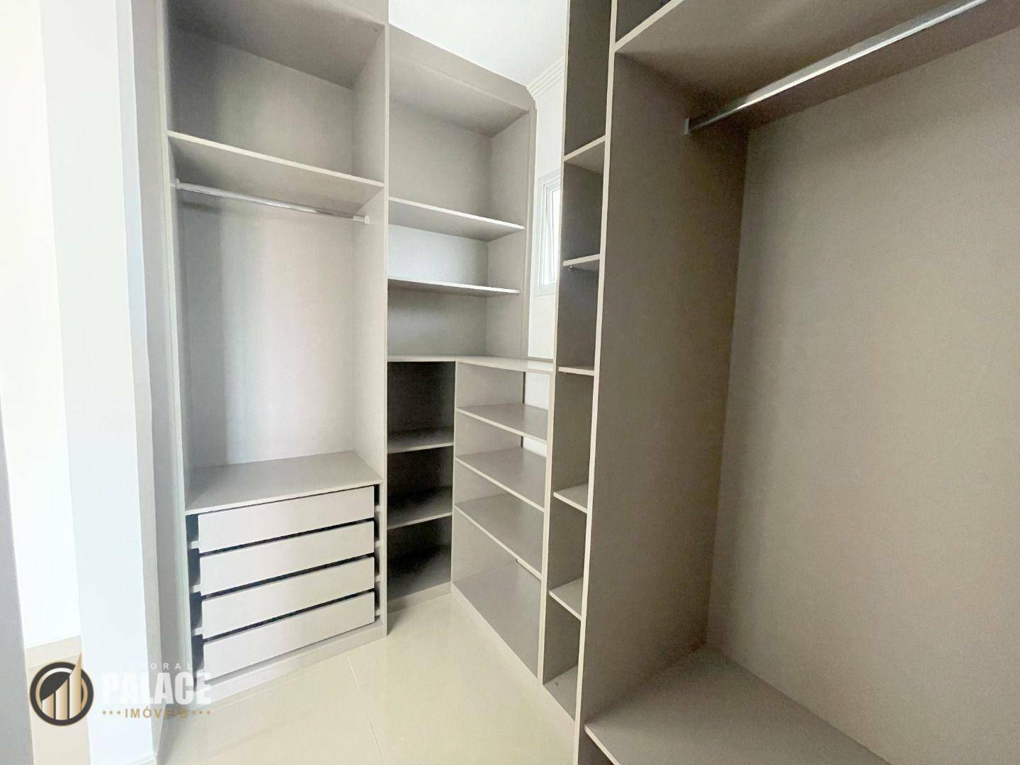 Apartamento à venda com 3 quartos, 170m² - Foto 23