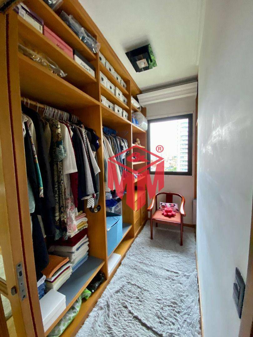 Apartamento à venda com 4 quartos, 210m² - Foto 14