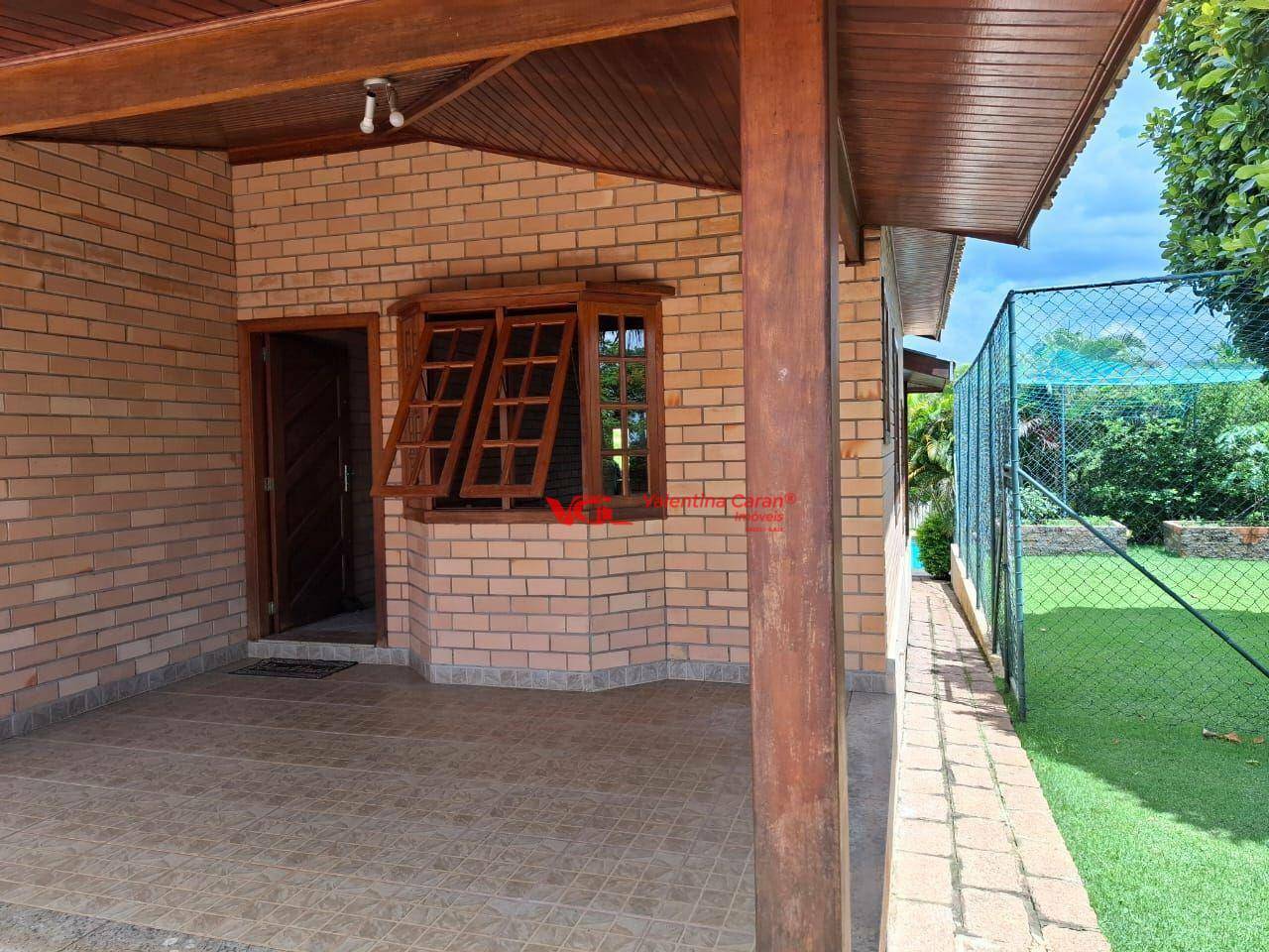 Chácara à venda com 5 quartos, 254m² - Foto 2