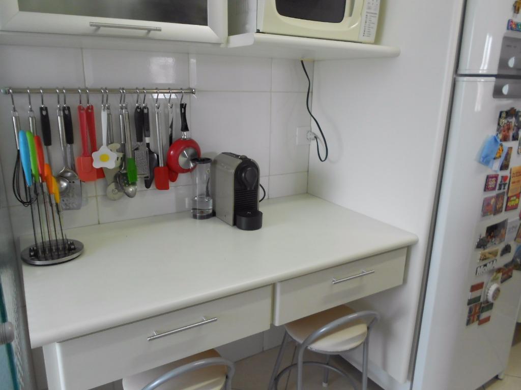 Apartamento à venda com 2 quartos, 65m² - Foto 16