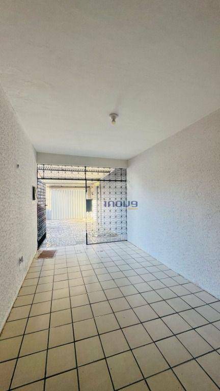 Casa à venda com 4 quartos, 119m² - Foto 6