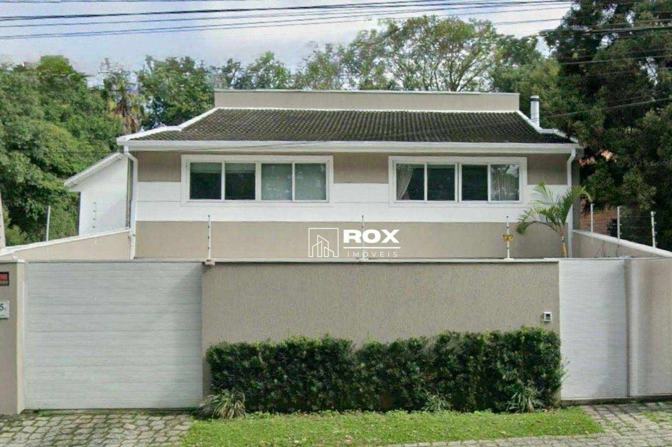 Casa para alugar com 4 quartos, 392m² - Foto 1