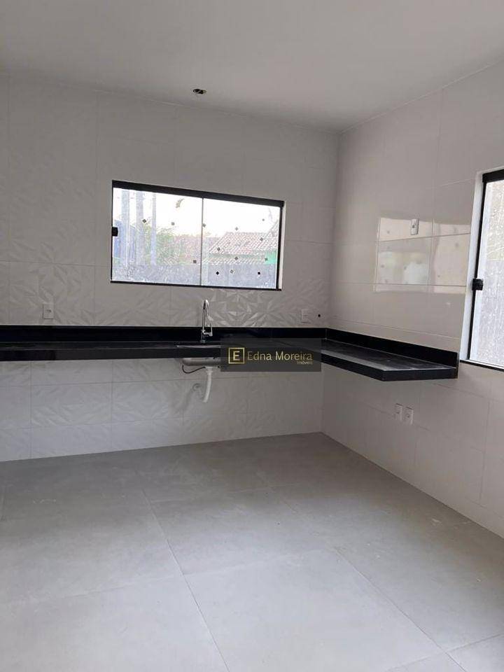 Casa à venda com 3 quartos, 100m² - Foto 13