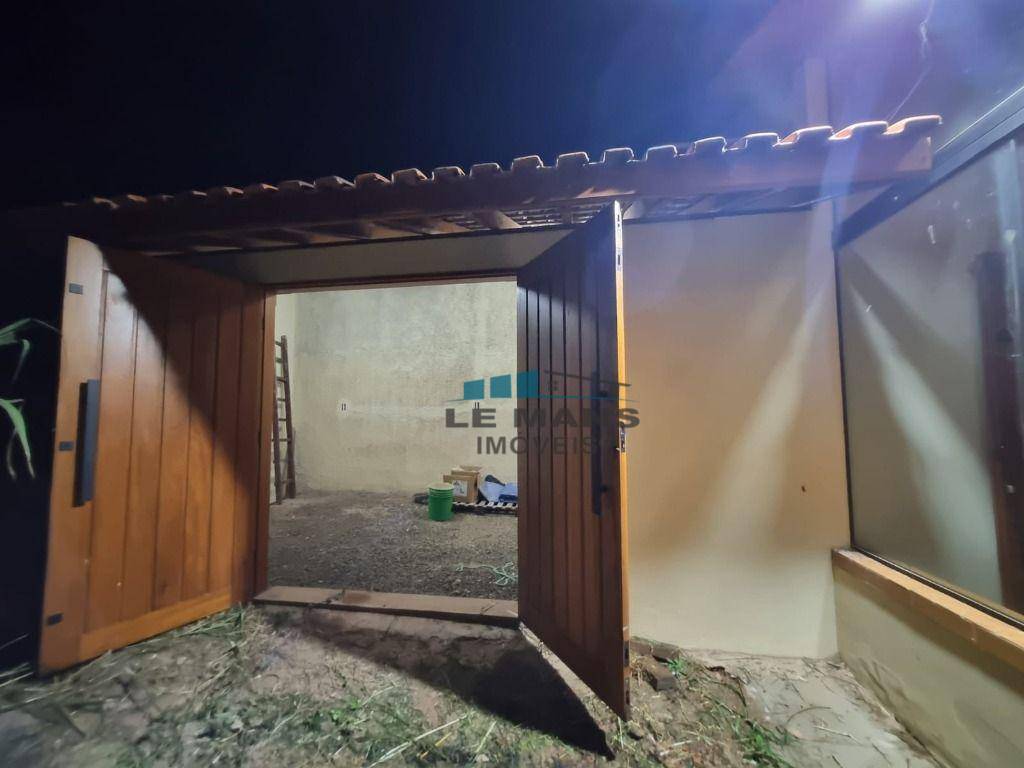 Sítio à venda com 2 quartos, 90m² - Foto 8