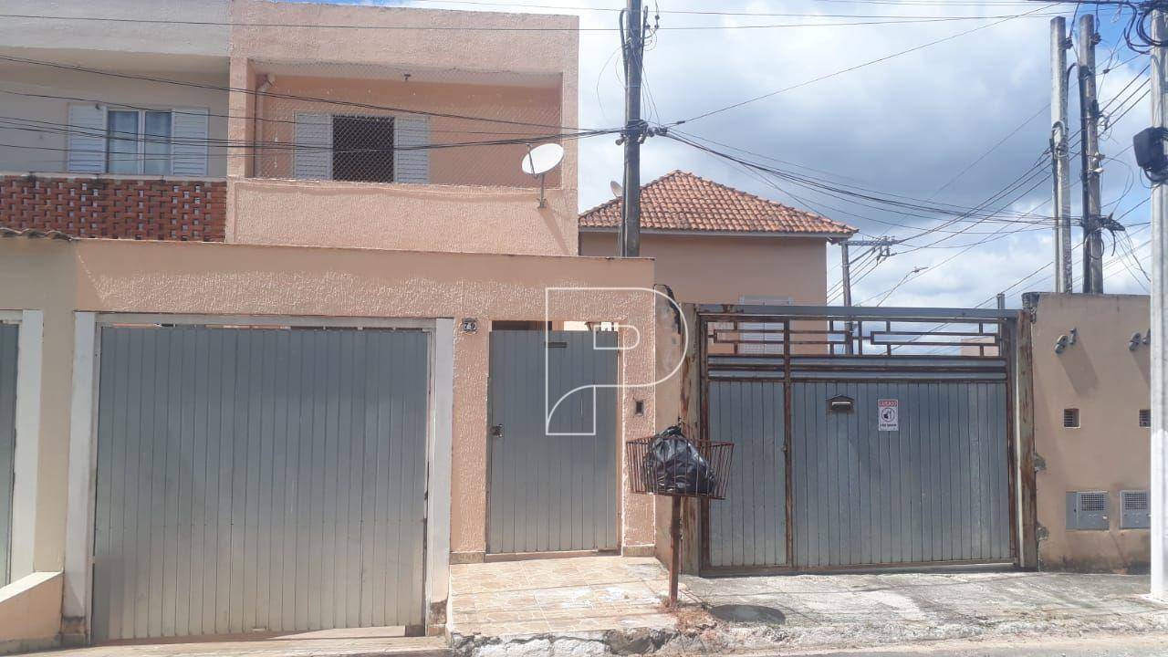 Casa à venda com 2 quartos, 65m² - Foto 1