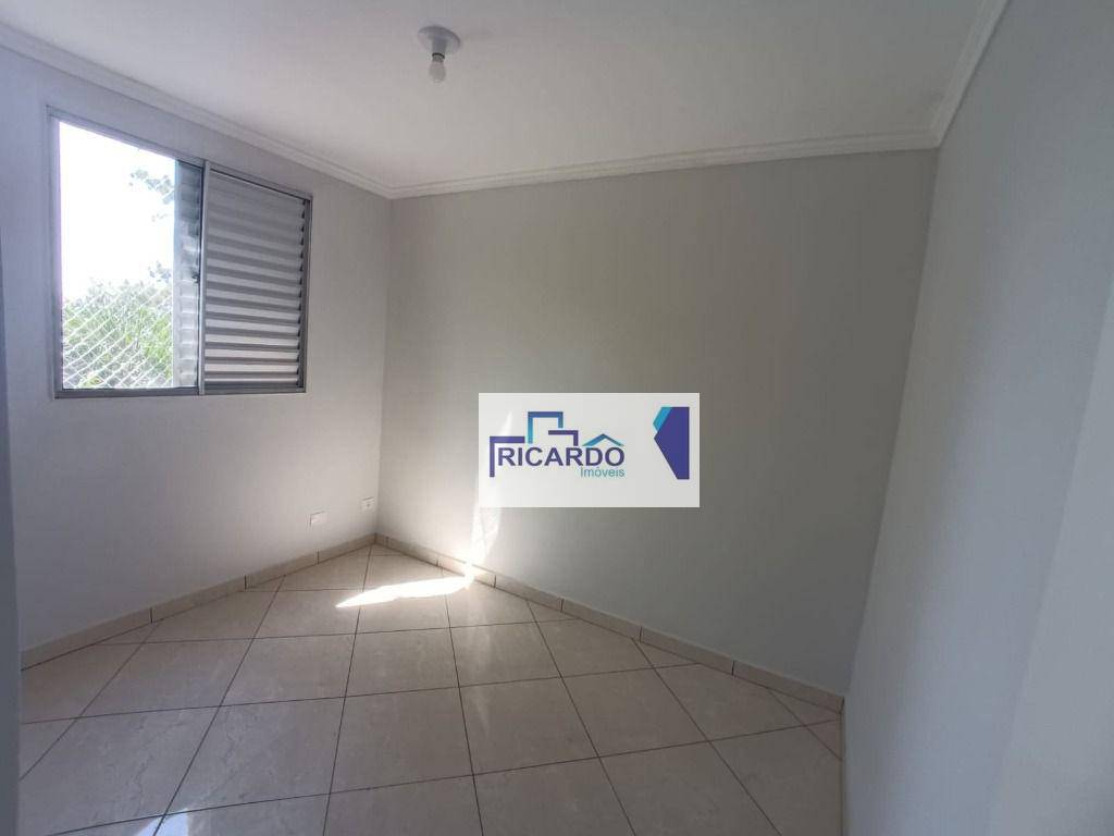 Apartamento à venda com 2 quartos, 48m² - Foto 16