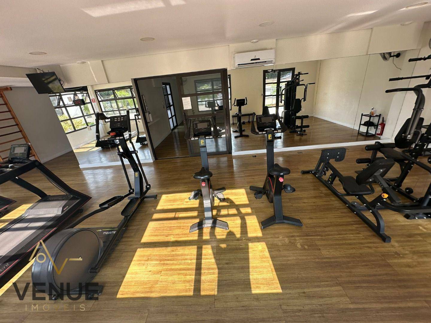 Apartamento à venda com 3 quartos, 193m² - Foto 61
