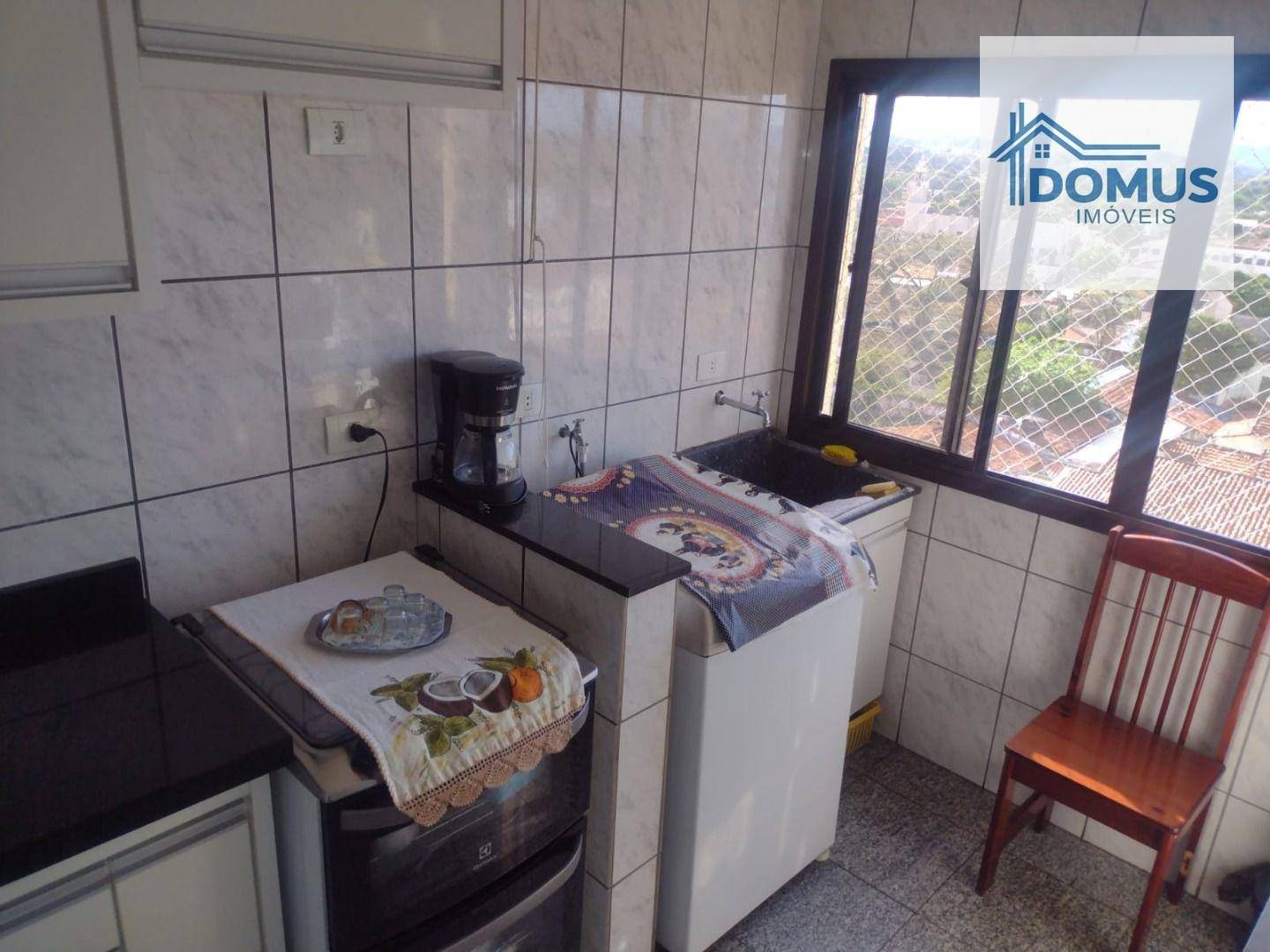 Apartamento à venda com 2 quartos, 65m² - Foto 4