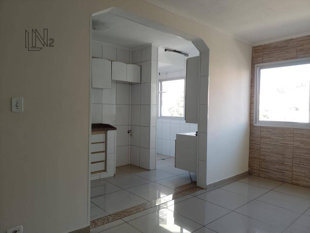 Apartamento à venda com 3 quartos, 80m² - Foto 5