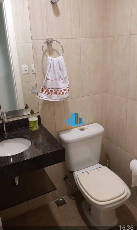 Apartamento à venda com 2 quartos, 68m² - Foto 9